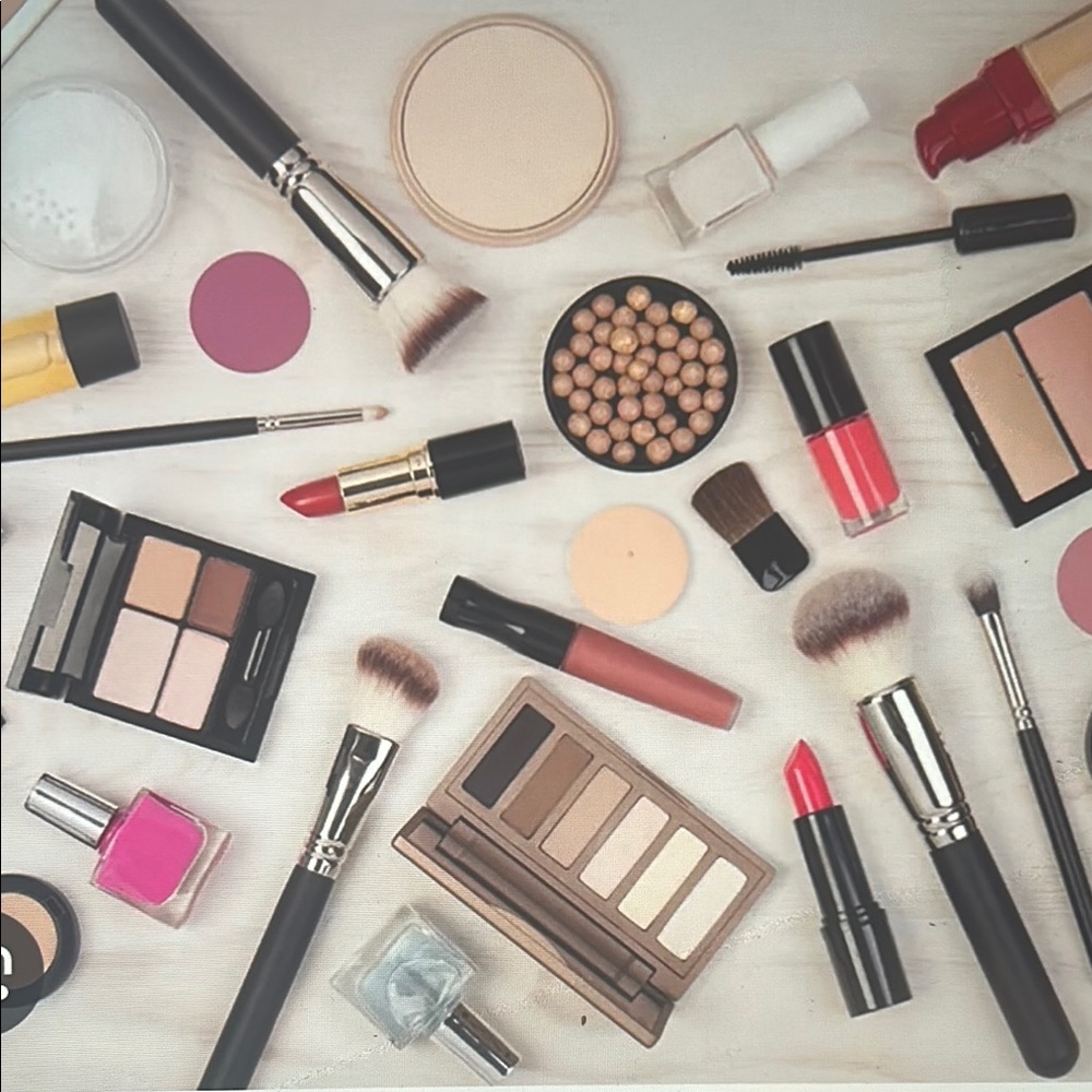 Assorted Makeup Misc Live Show listing.